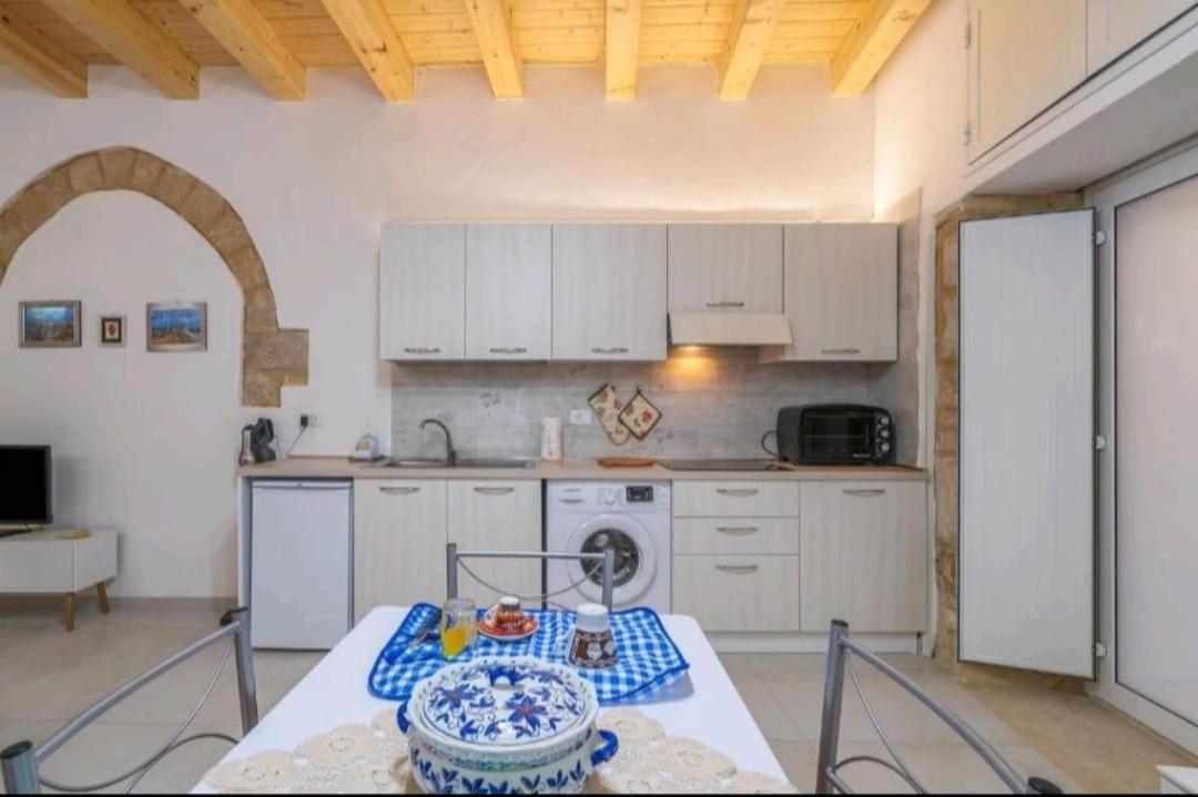 La Casa Dei Candelai سيراكوزا المظهر الخارجي الصورة